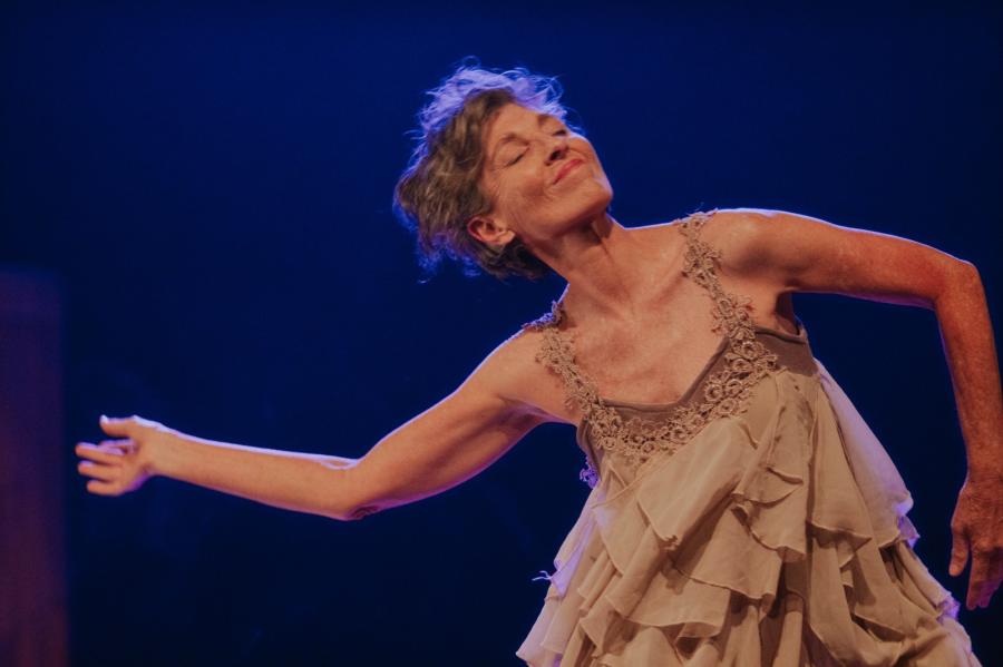 Teatro Municipal recebe o espetáculo Teresinhas - 20 anos de História